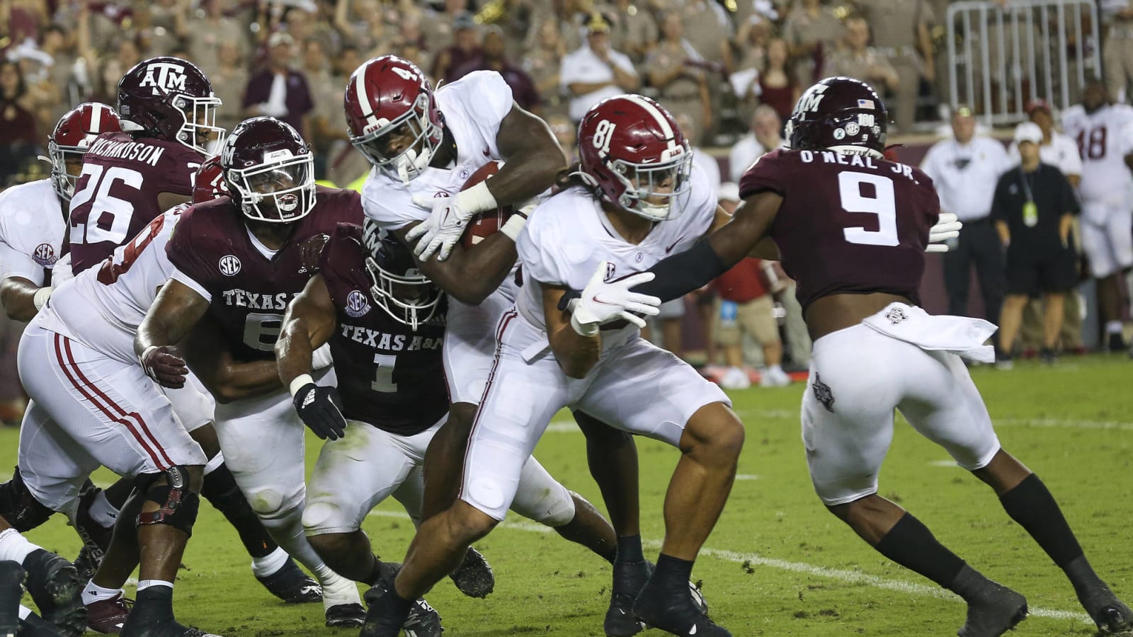 Watch: Texas A&M's Jayden Peevy punches Bama's Brian Robinson