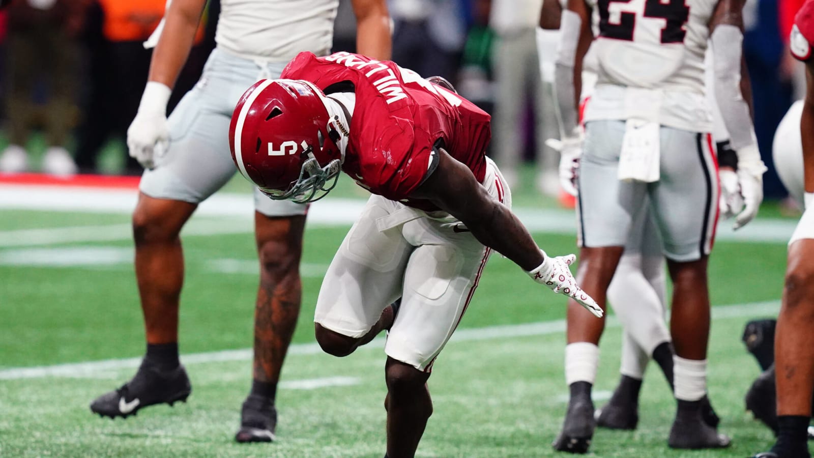  Alabama Football Offensive Playmaker Darts for Transfer Portal; Scored 6 Touchdowns This Season