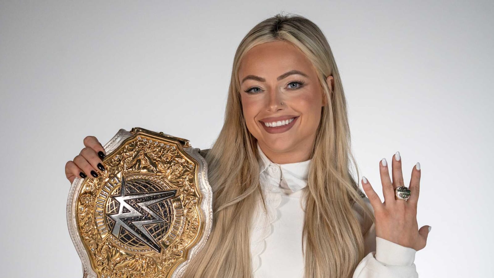 WWE adds MASSIVE stipulation to grudge match for the Netflix premiere of Raw