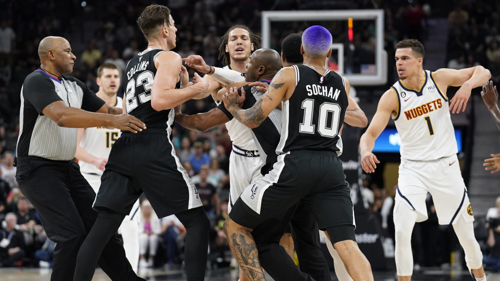 Michael Porter Jr. appears to grab Zach Collins by neck
