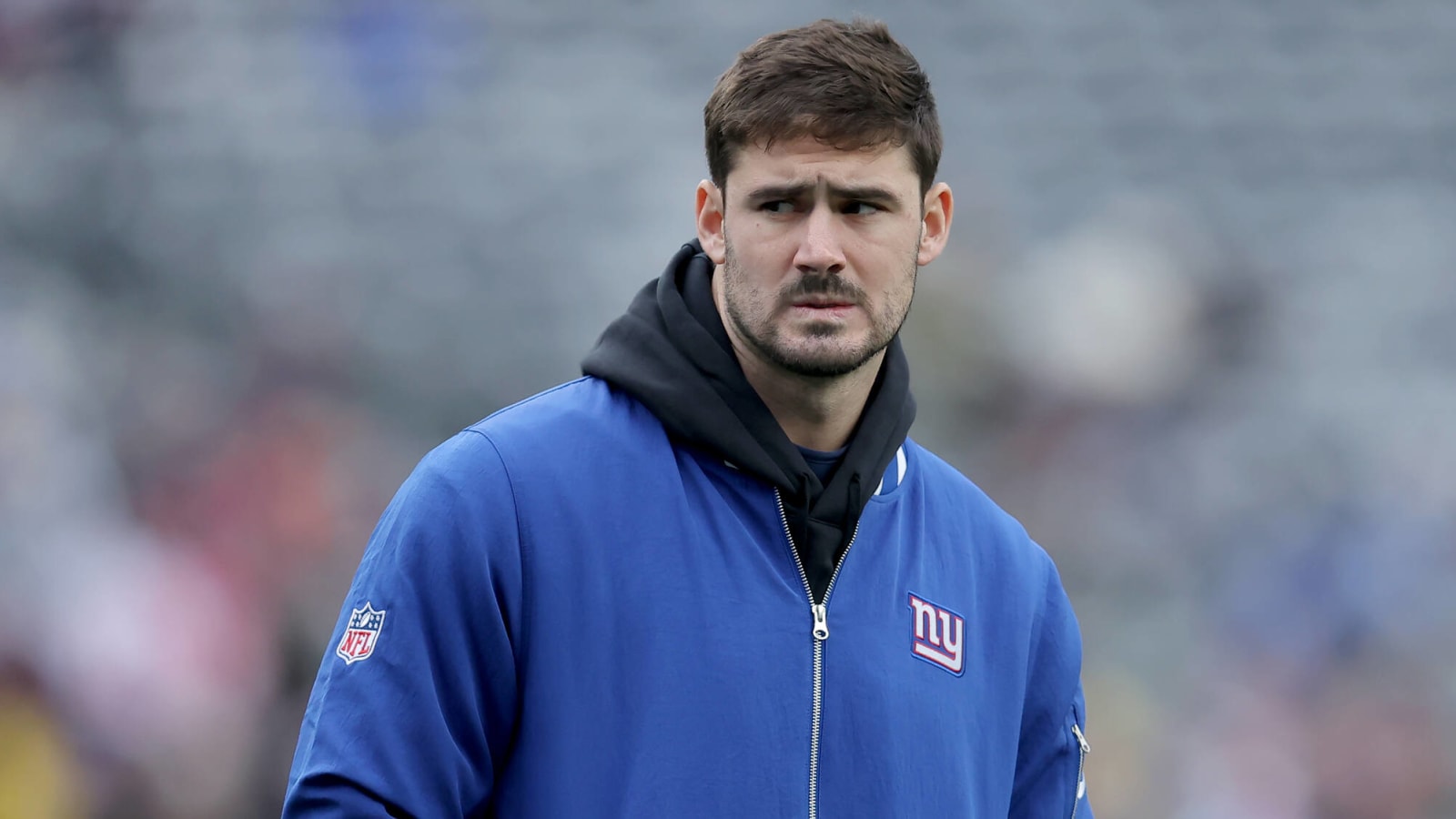 Giants’ Daniel Jones brushes off rumors of being replaced