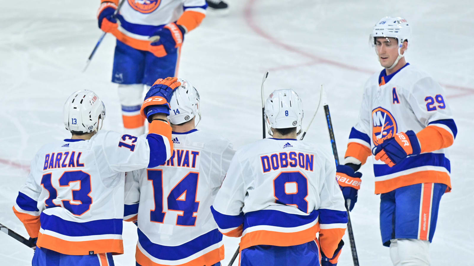 Barzal & Horvat Help Islanders Lockdown In Third For Win In Desert