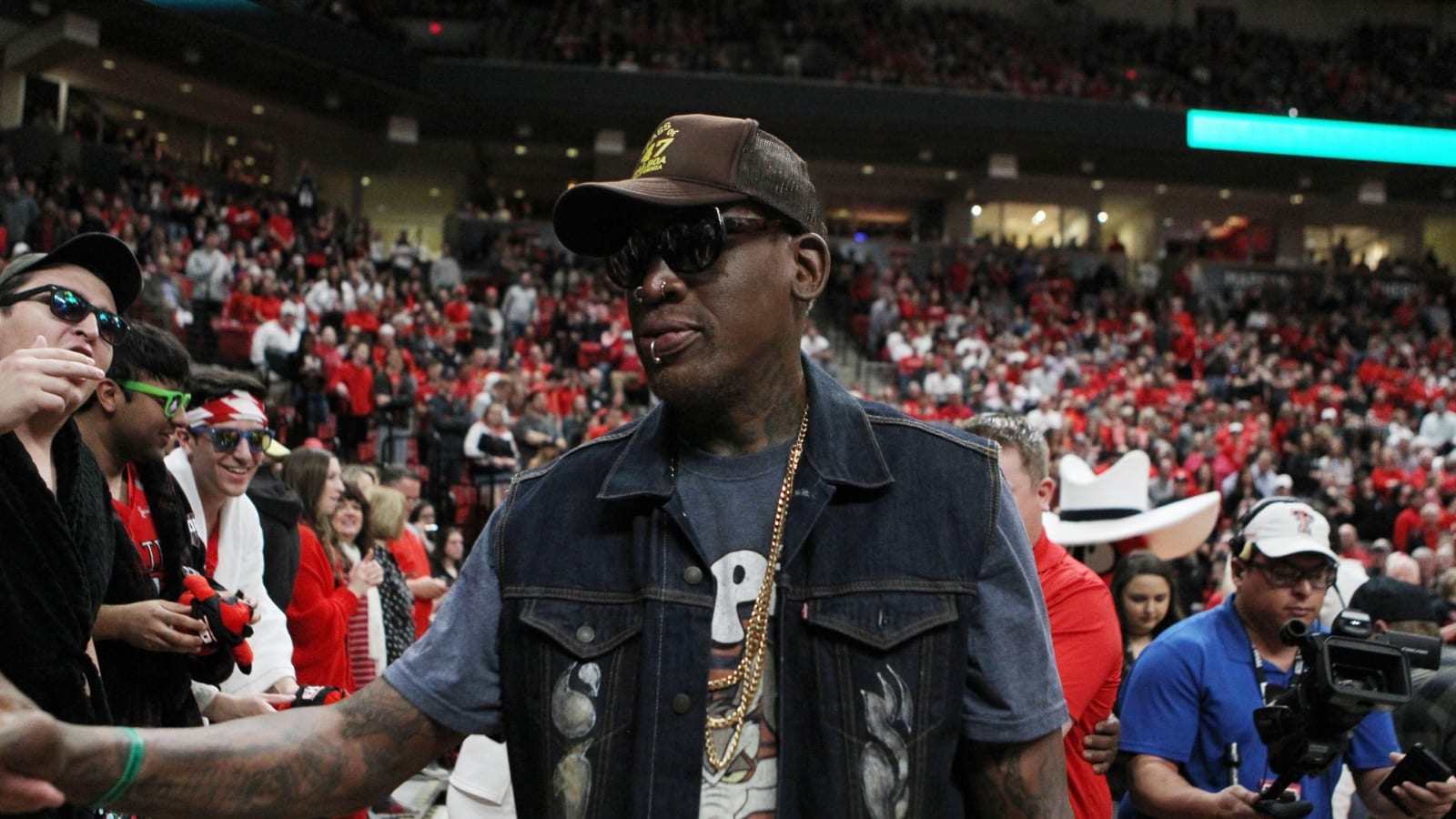 Dennis Rodman responds to deadbeat dad allegations from daughter