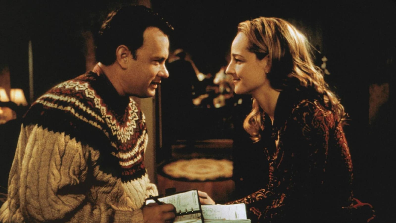 Helen Hunt explains why her 'Cast Away' kiss with Tom Hanks wasn't romantic at all