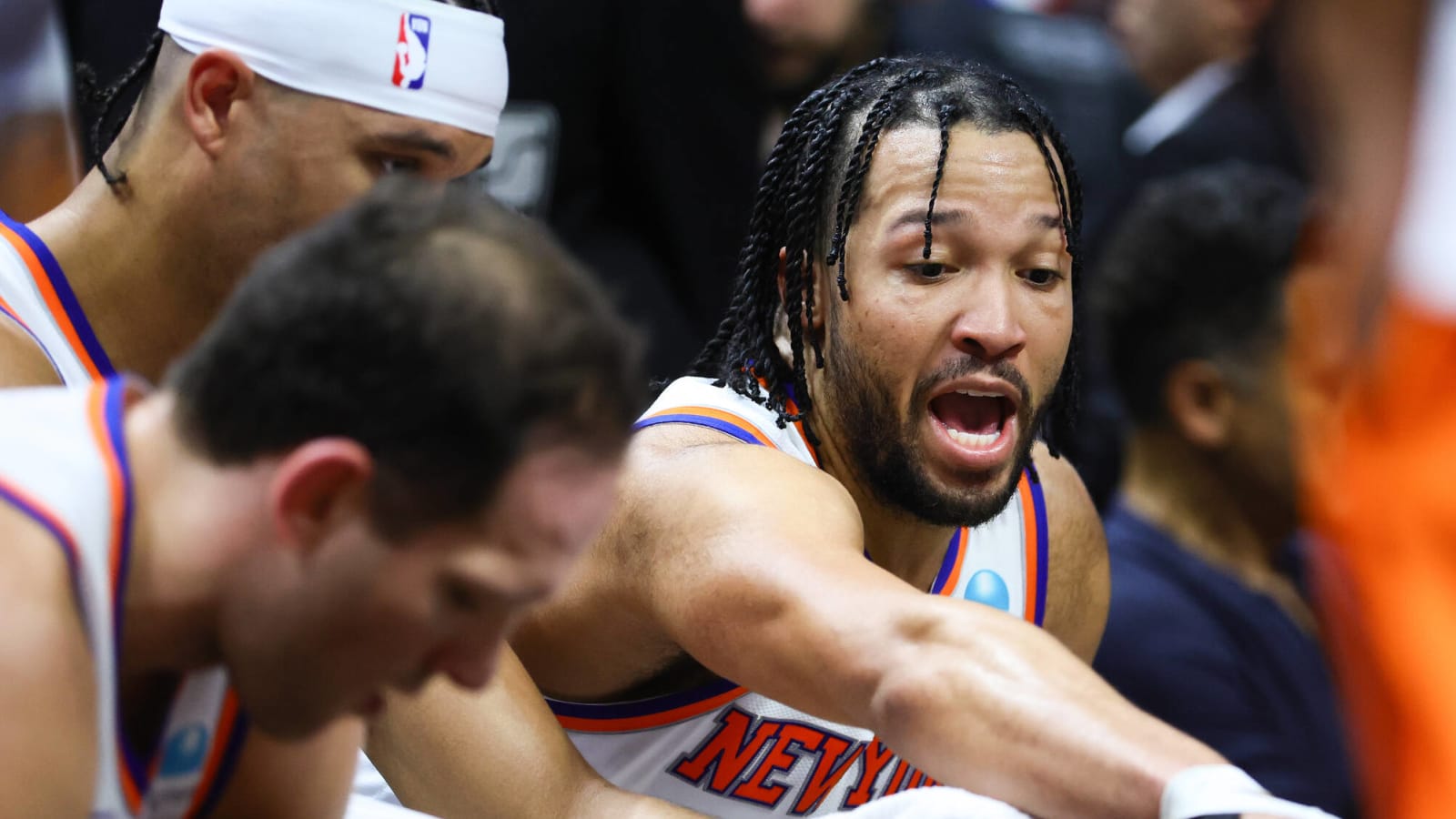 Knicks’ Jalen Brunson Shows What Makes Him A Great Leader