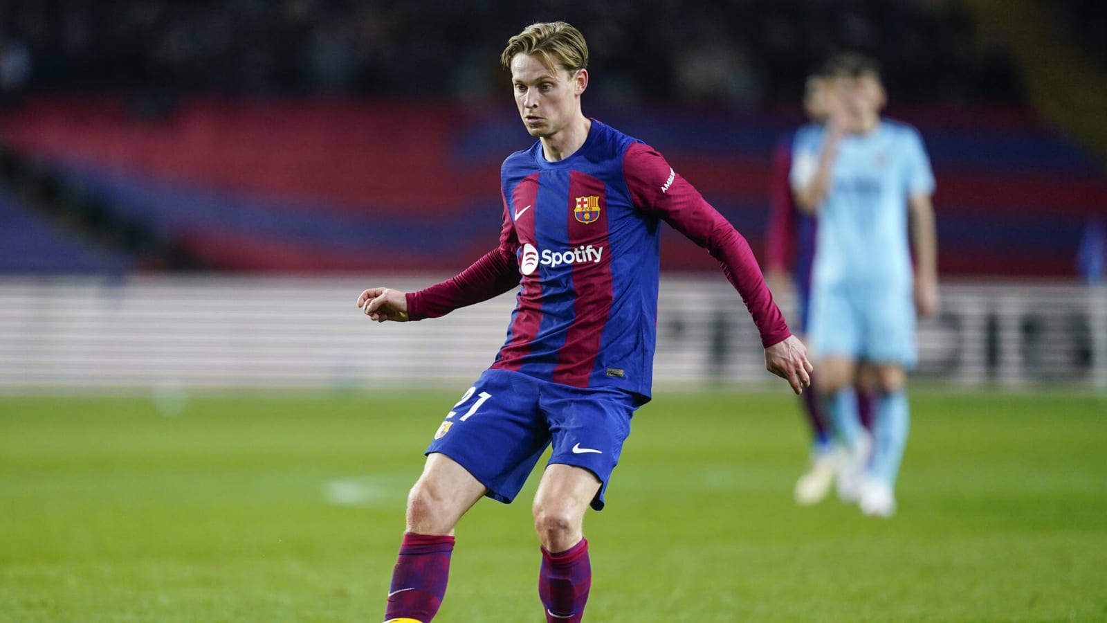 Arsenal and Manchester City could be set to battle for Barcelona star