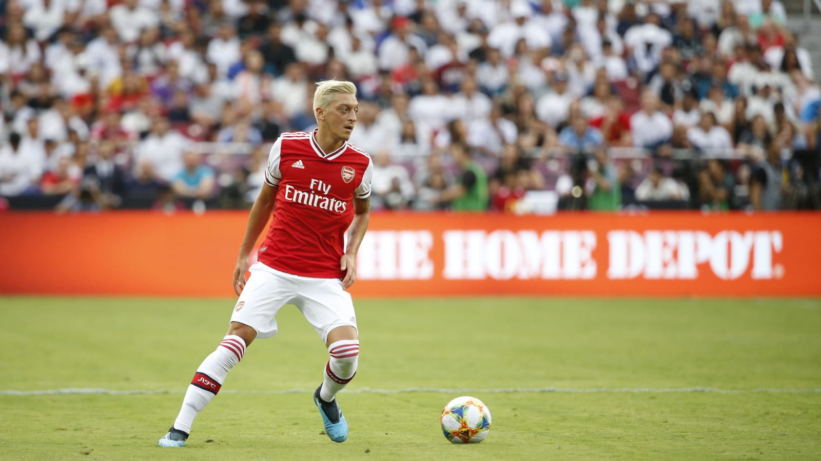 Real Madrid legend Mesut Ozil has bizarre pick when asked about GOAT debate 