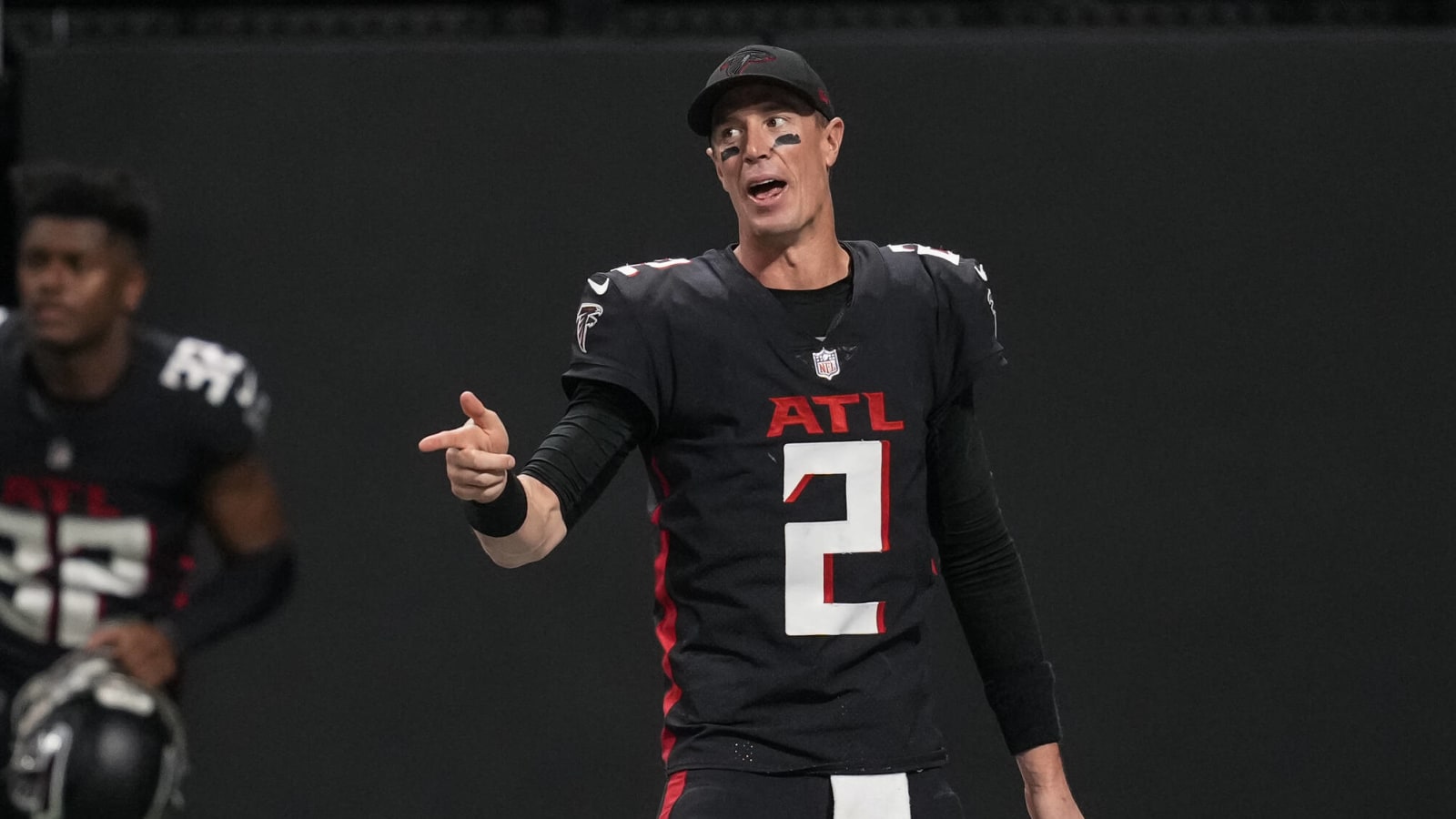 Longtime Falcons QB retires from NFL