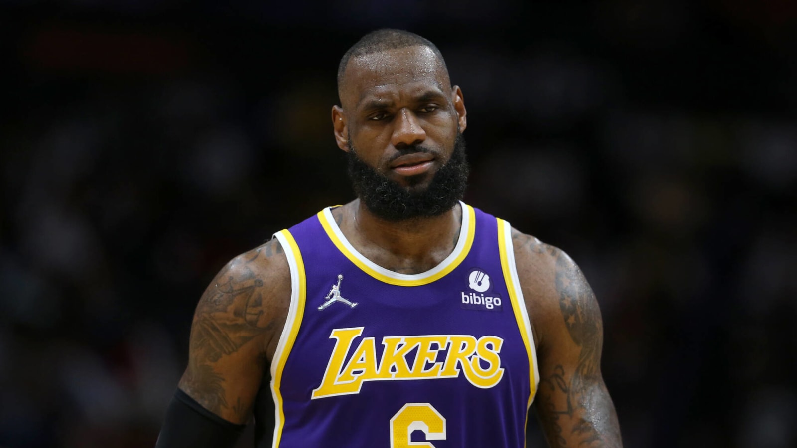 Magic Johnson has one big criticism of LeBron James Yardbarker