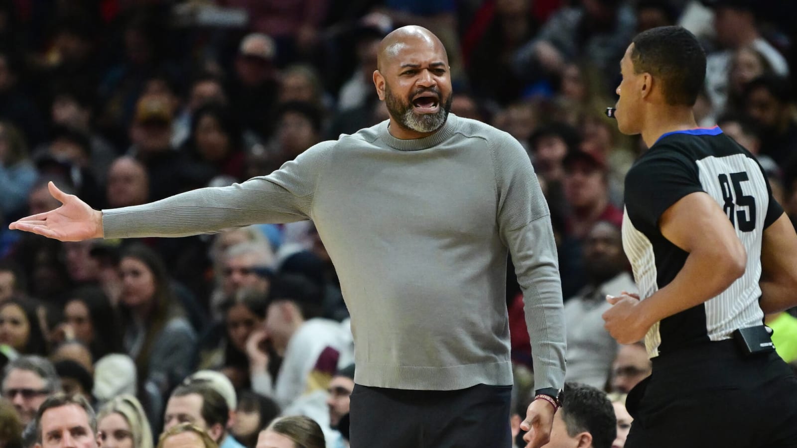 Cavaliers’ J.B. Bickerstaff Made Bizarre Choice vs. Suns