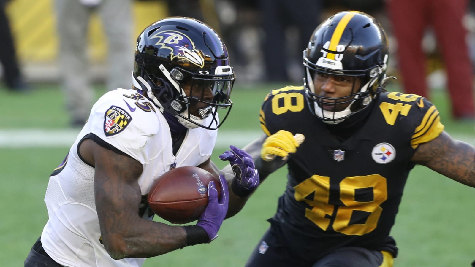 Steelers' Bud Dupree feared to have torn ACL