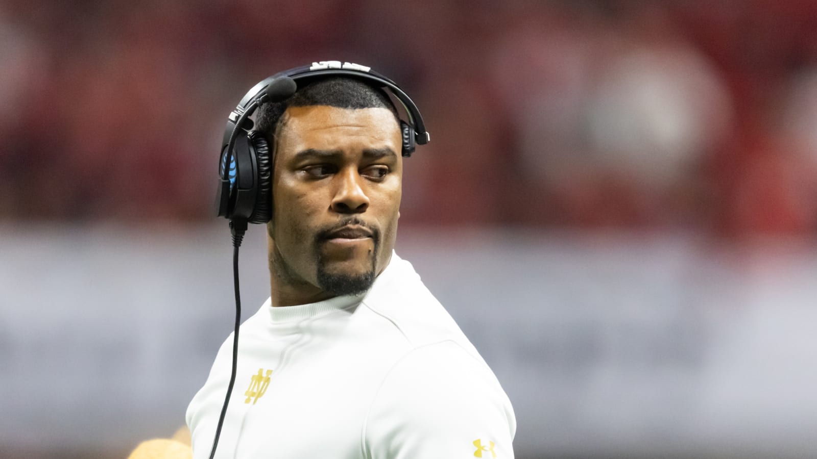 Mike Mickens Is The Right Choice For The Next Notre Dame Defensive Coordinator