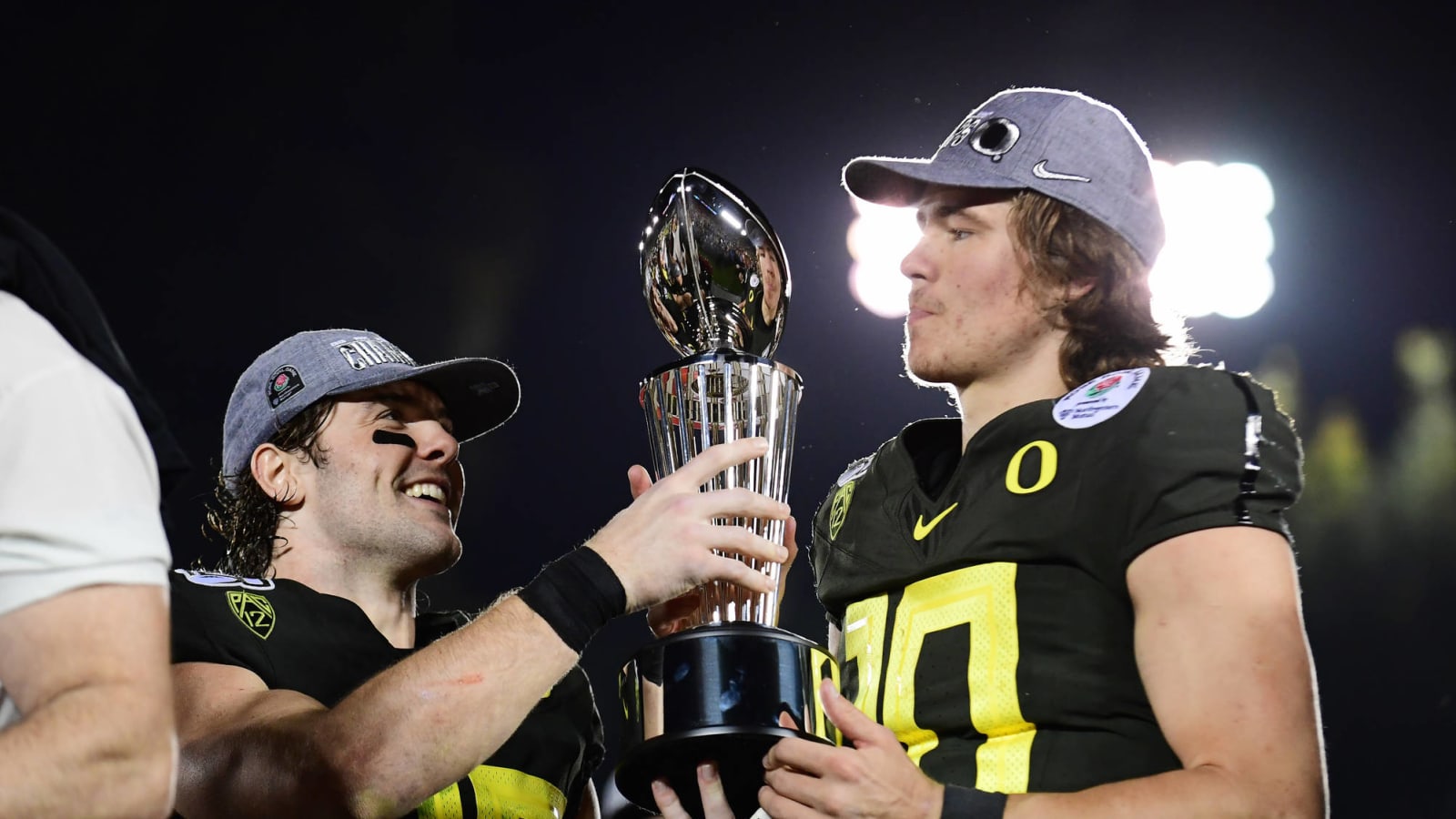 Justin Herbert emotional after leading Oregon to Rose Bowl win