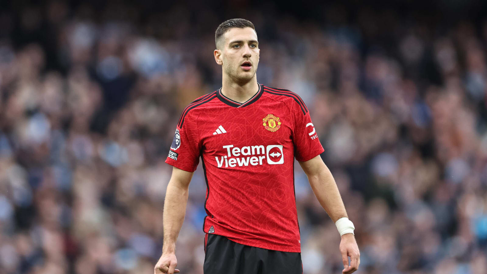 ‘Demands here are very high’ – Diogo Dalot responds to praise from Manchester United legend