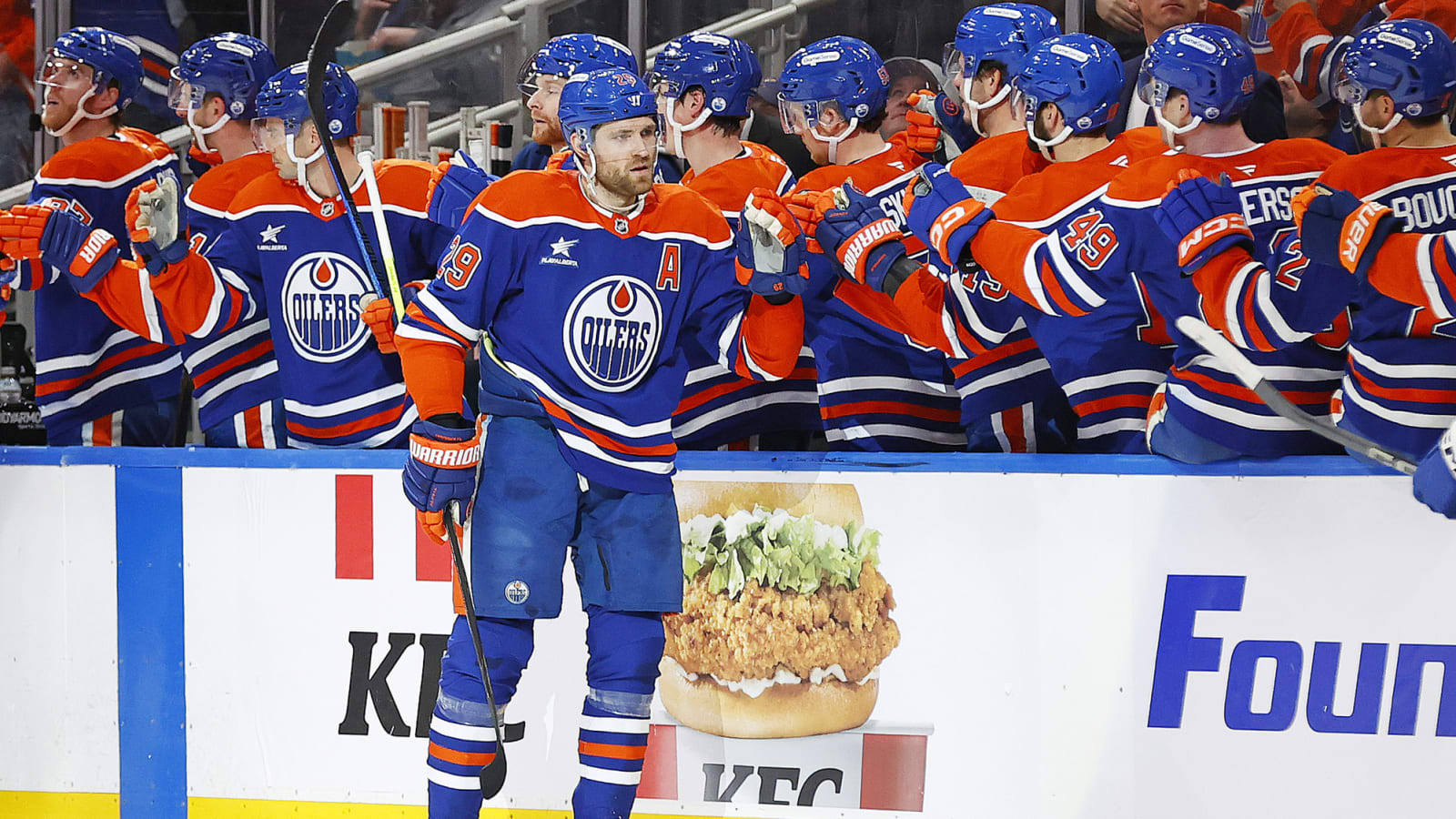 Draisaitl Defends Key Blueliner Amid Media Bandwagon Jumping