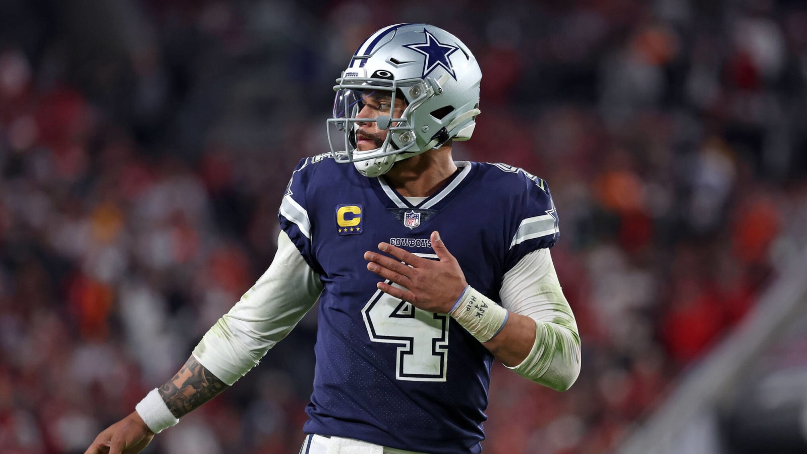 Dak Prescott feeling the pressure after offseason changes