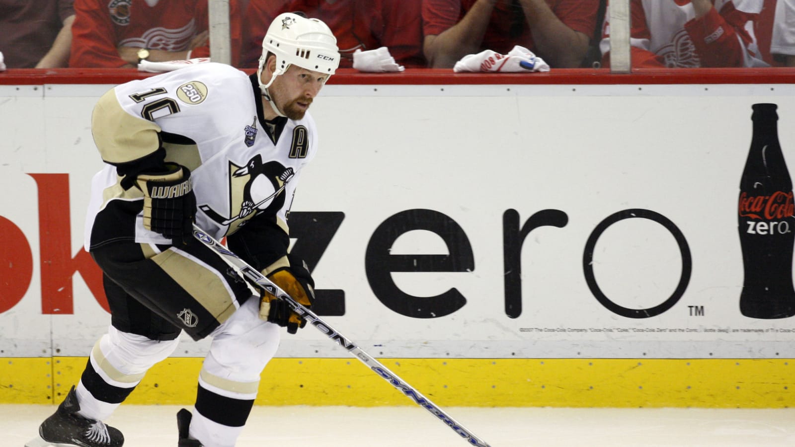 Former Leaf and Fitness Guru Gary Roberts Blown Away By One Maple Leafs Veteran