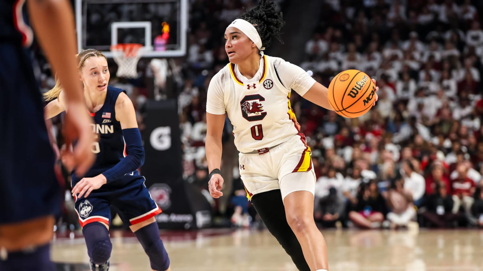 No. 1 South Carolina routs shorthanded UConn to stay undefeated