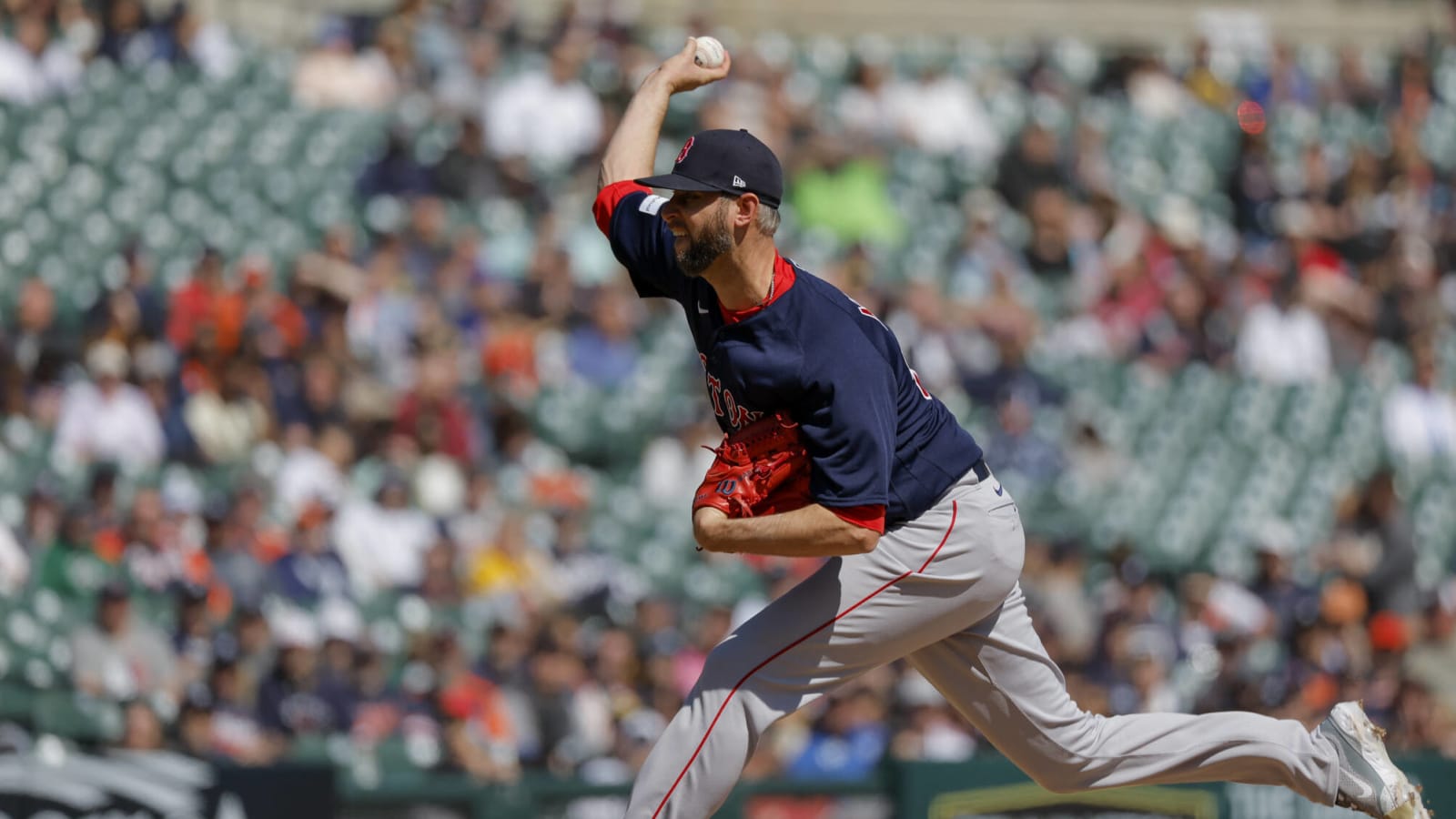 Red Sox place Chris Martin on 15-day injured list with right shoulder inflammation, transfer Wyatt Mills to 60-day injured list