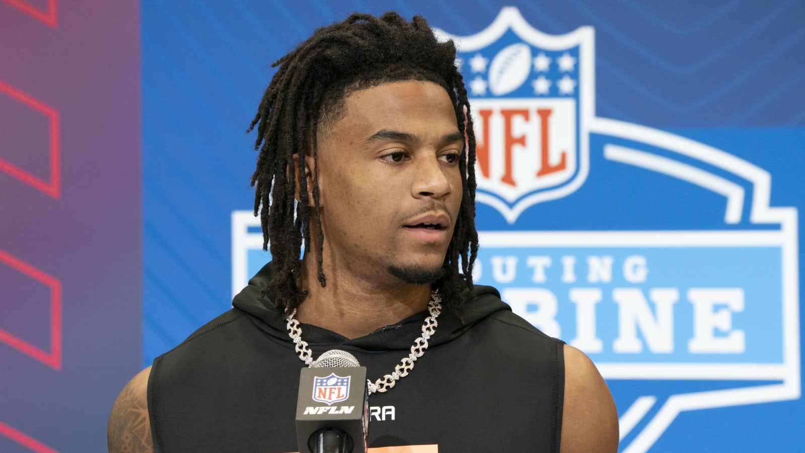2025 NFL Scouting Combine: Simulcast overlays Isaiah Bond, Matthew Golden and Xavier Worthy 40-yard dash