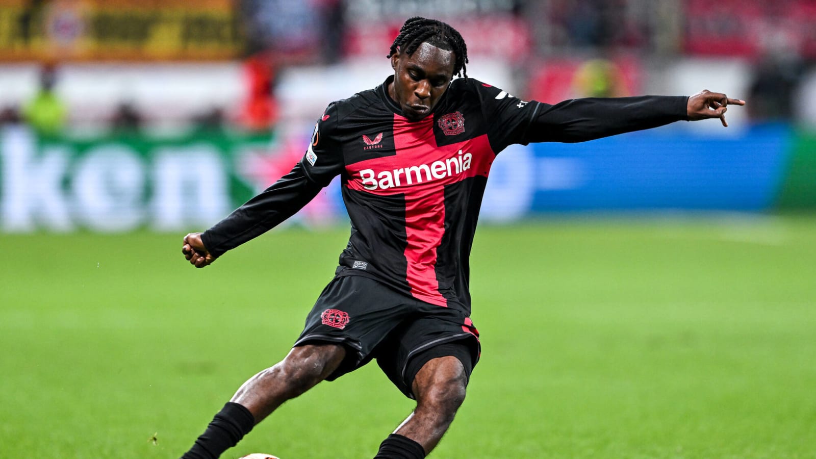 Has Manchester City made their move to secure a Bayer Leverkusen full-back?