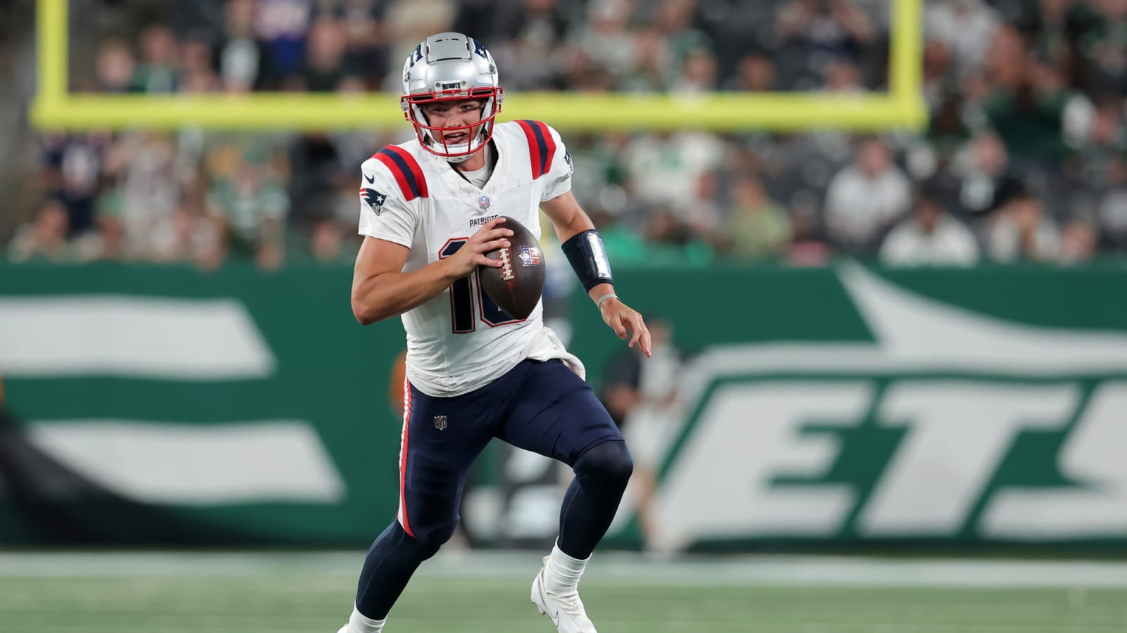 Patriots’ Drake Maye Makes NFL Debut