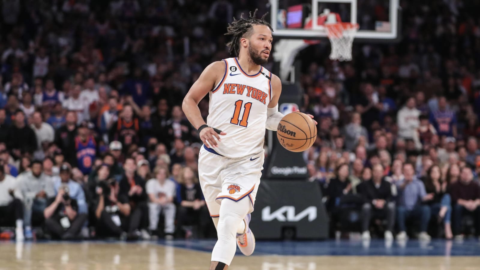 Jalen Brunson leads Knicks to Game 4 victory to take commanding 3-1