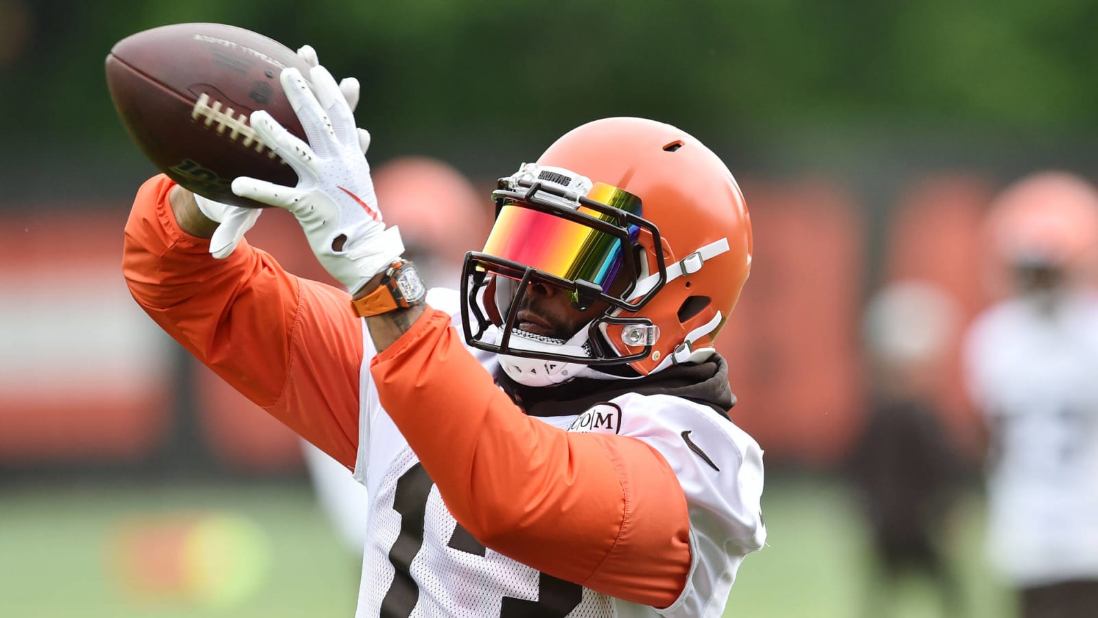 Odell Beckham Jr. sporting Jim Brown throwback at NBA Finals