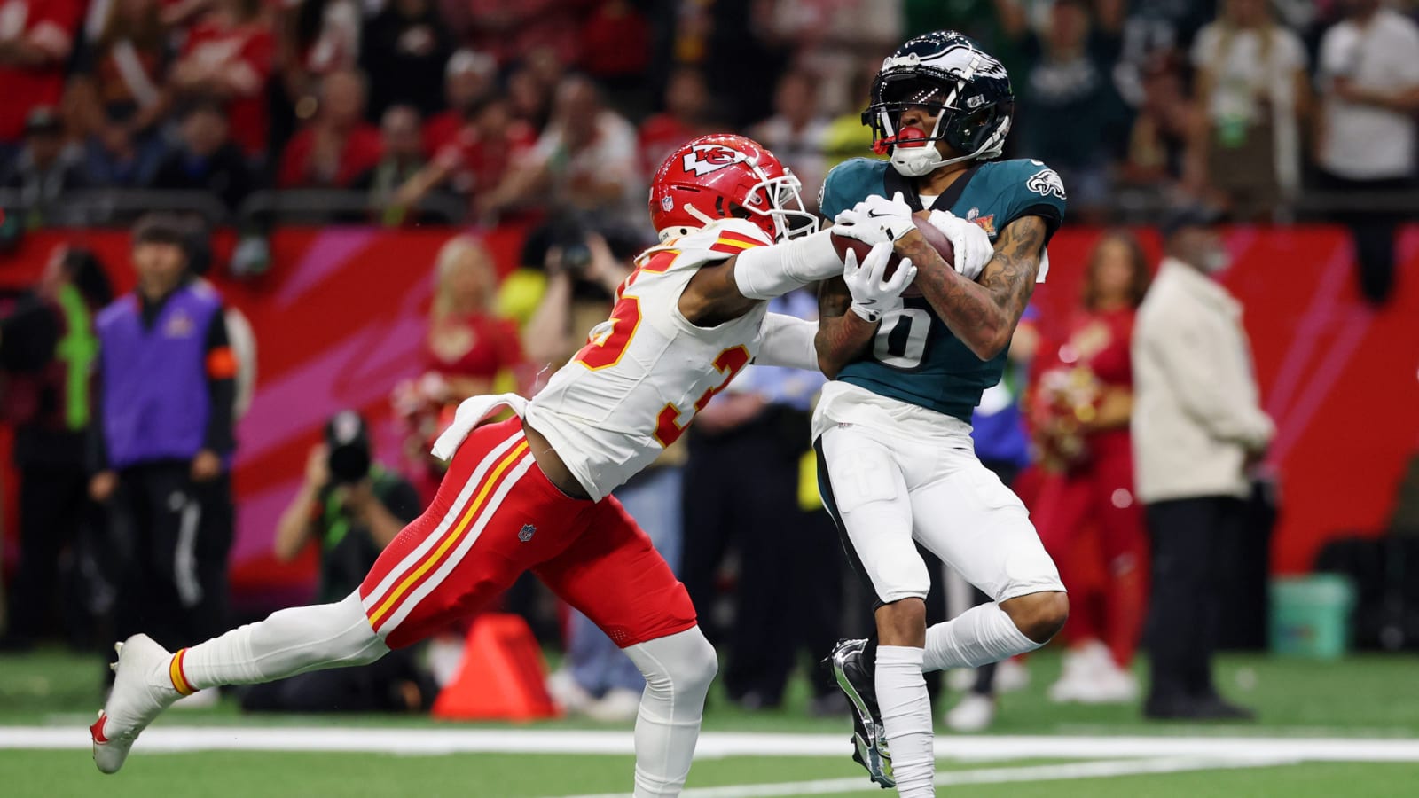 DeVonta Smith joins prestigious Heisman-winner club with Super Bowl win
