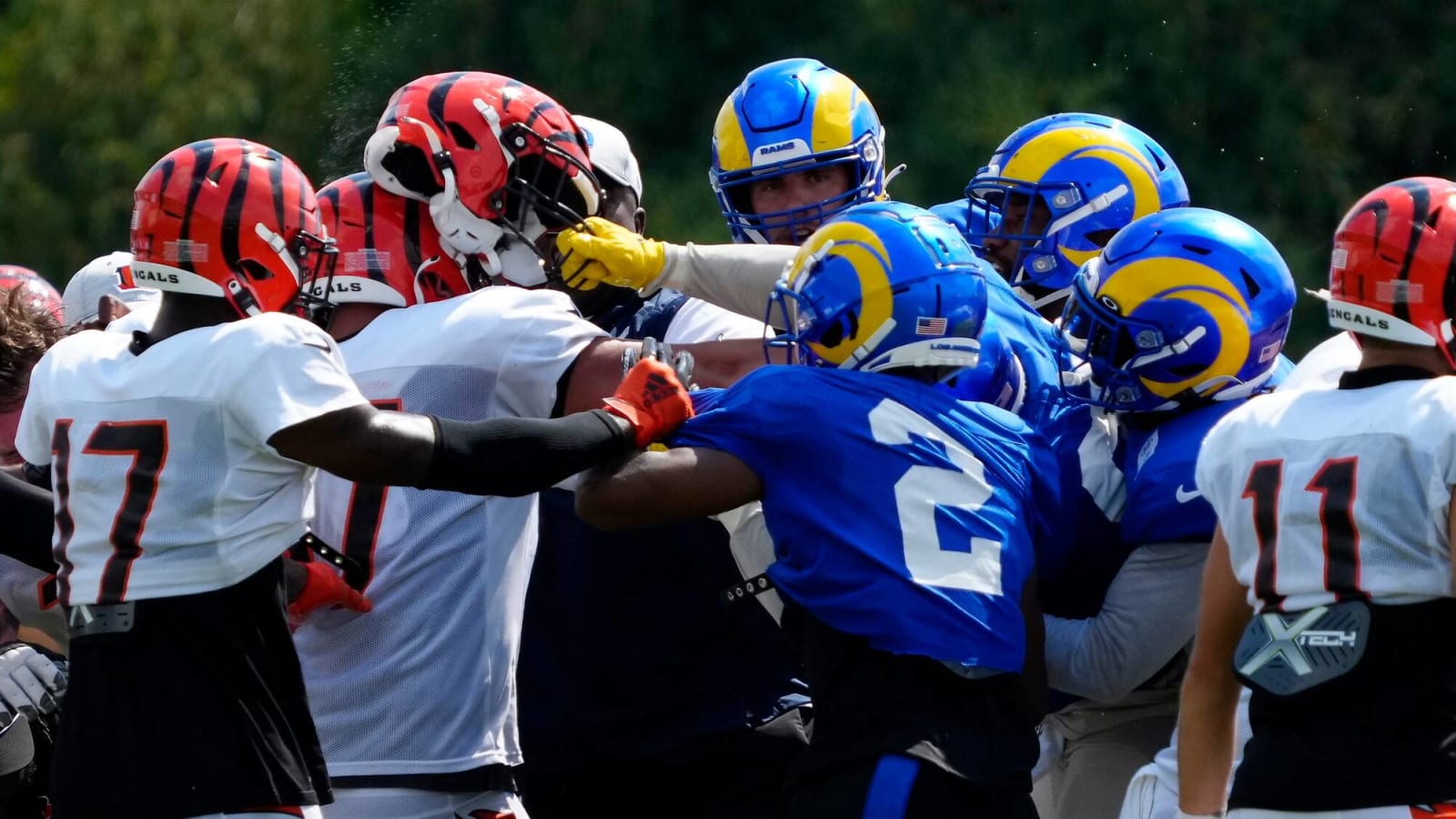 Fights could be diminishing the value of NFL joint practices Yardbarker