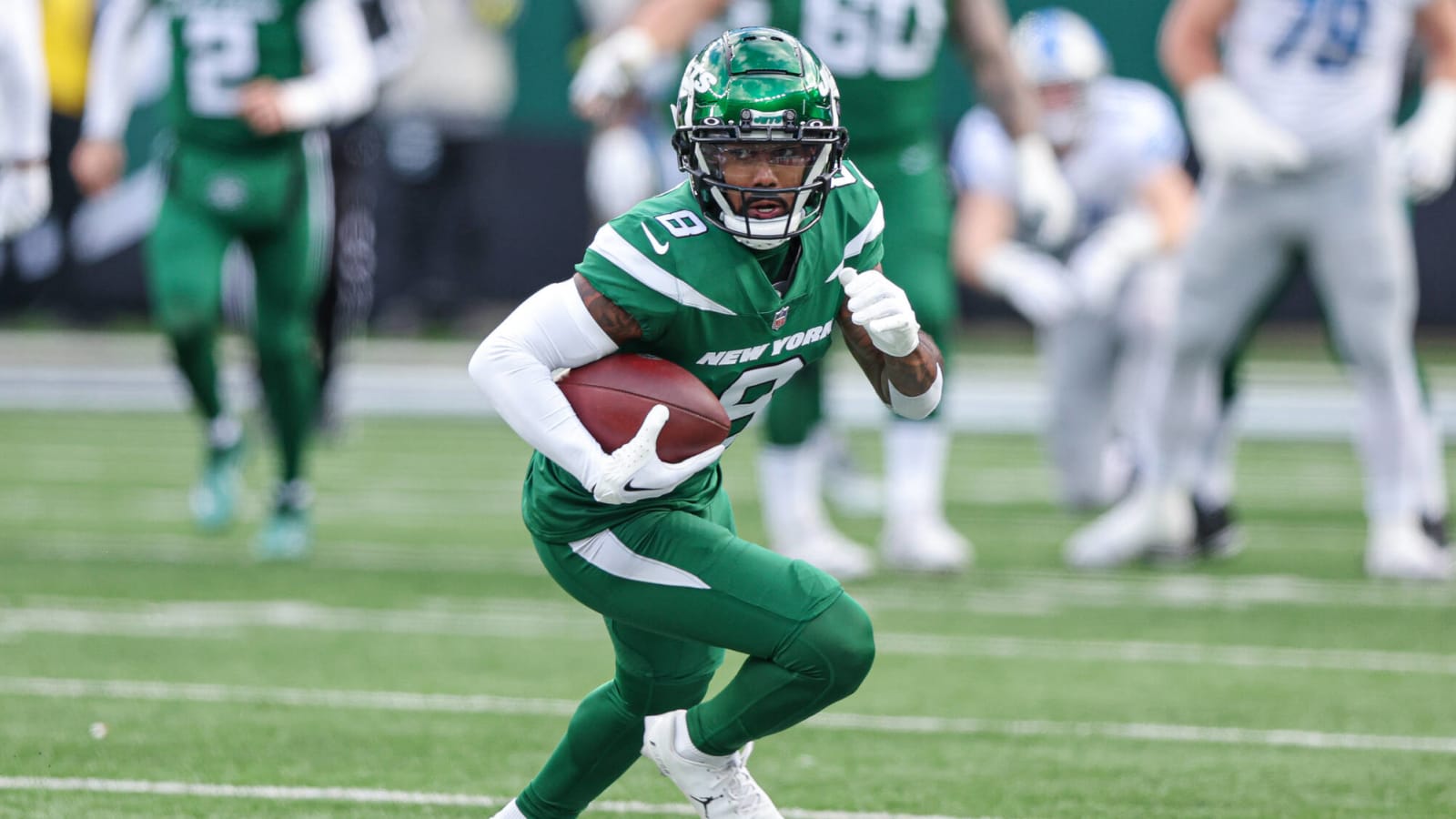 Reports: Jets trading Elijah Moore to AFC up-and-comer
