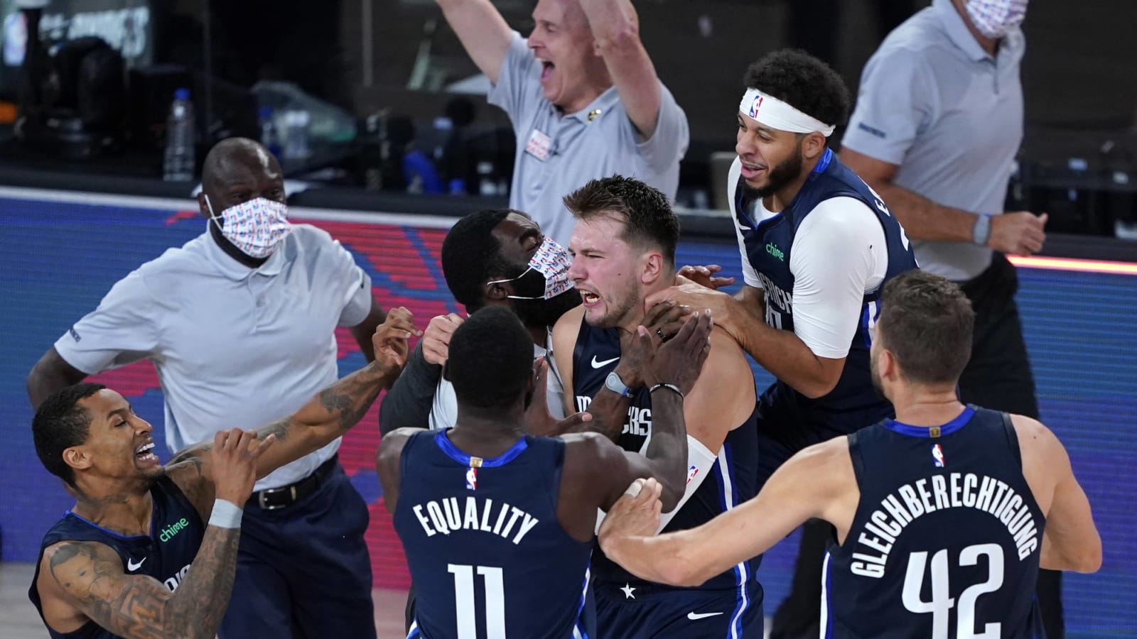 NBA world reacts to Luka Doncic game-winner