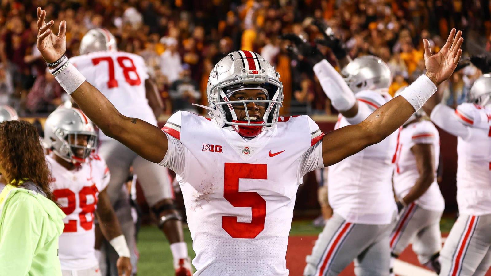 Ohio State outlasts Minnesota, 45-31, in season-opening shootout