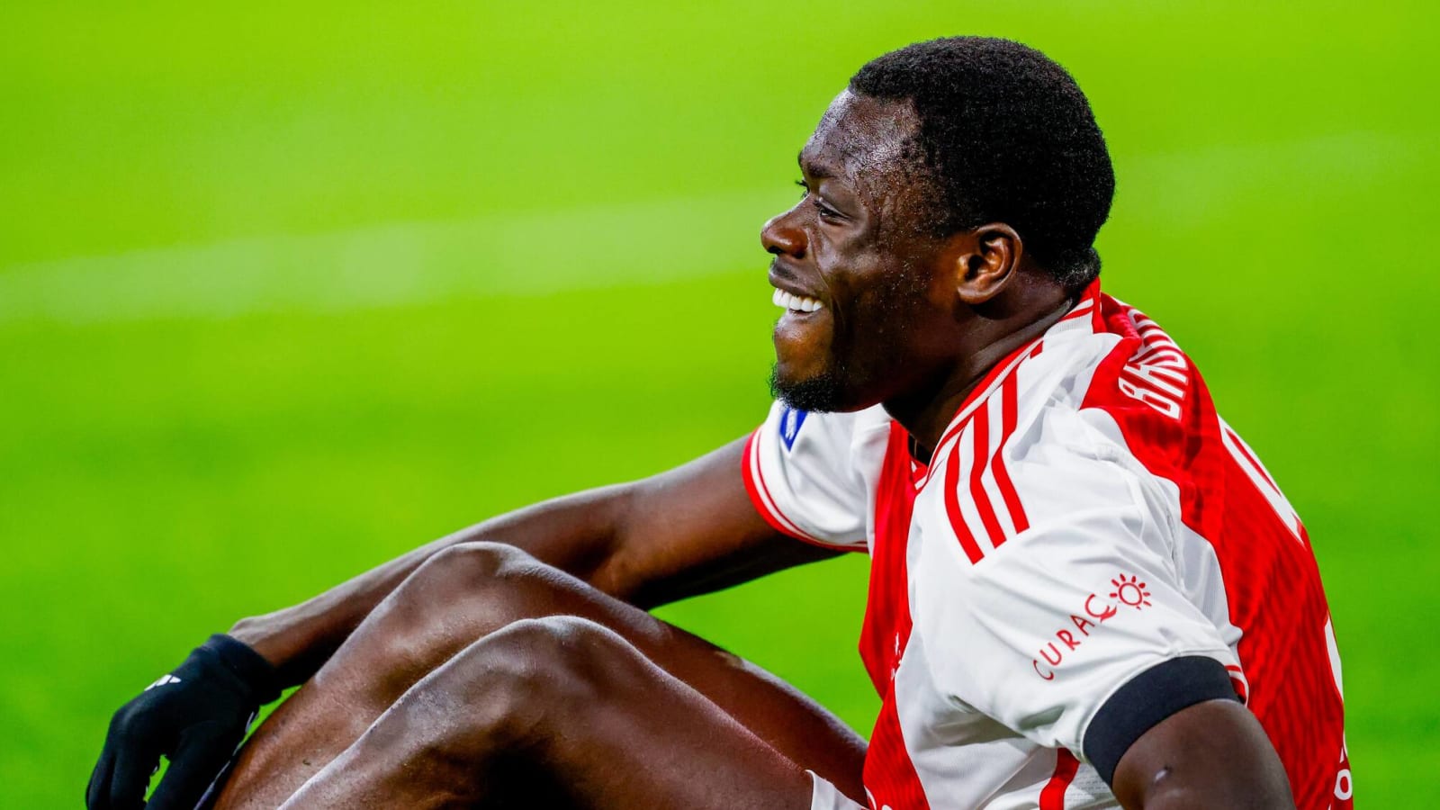 Ajax star Brian Brobbey addresses rumours linking him to a move to Manchester United