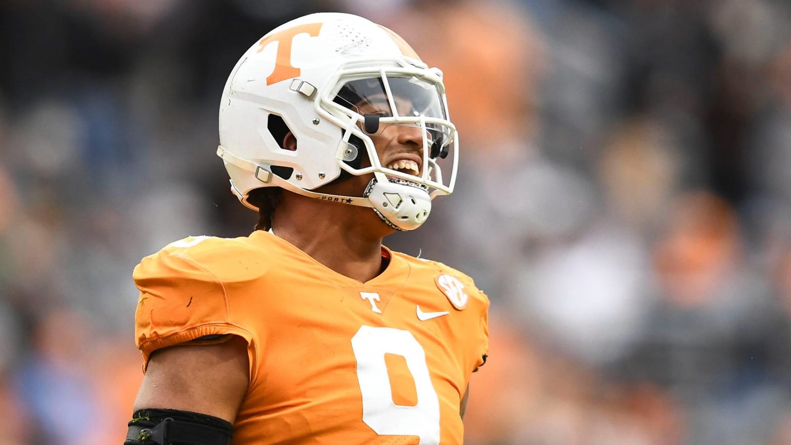 Former Tennessee Vols DL Tyler Baron reportedly visits ACC program