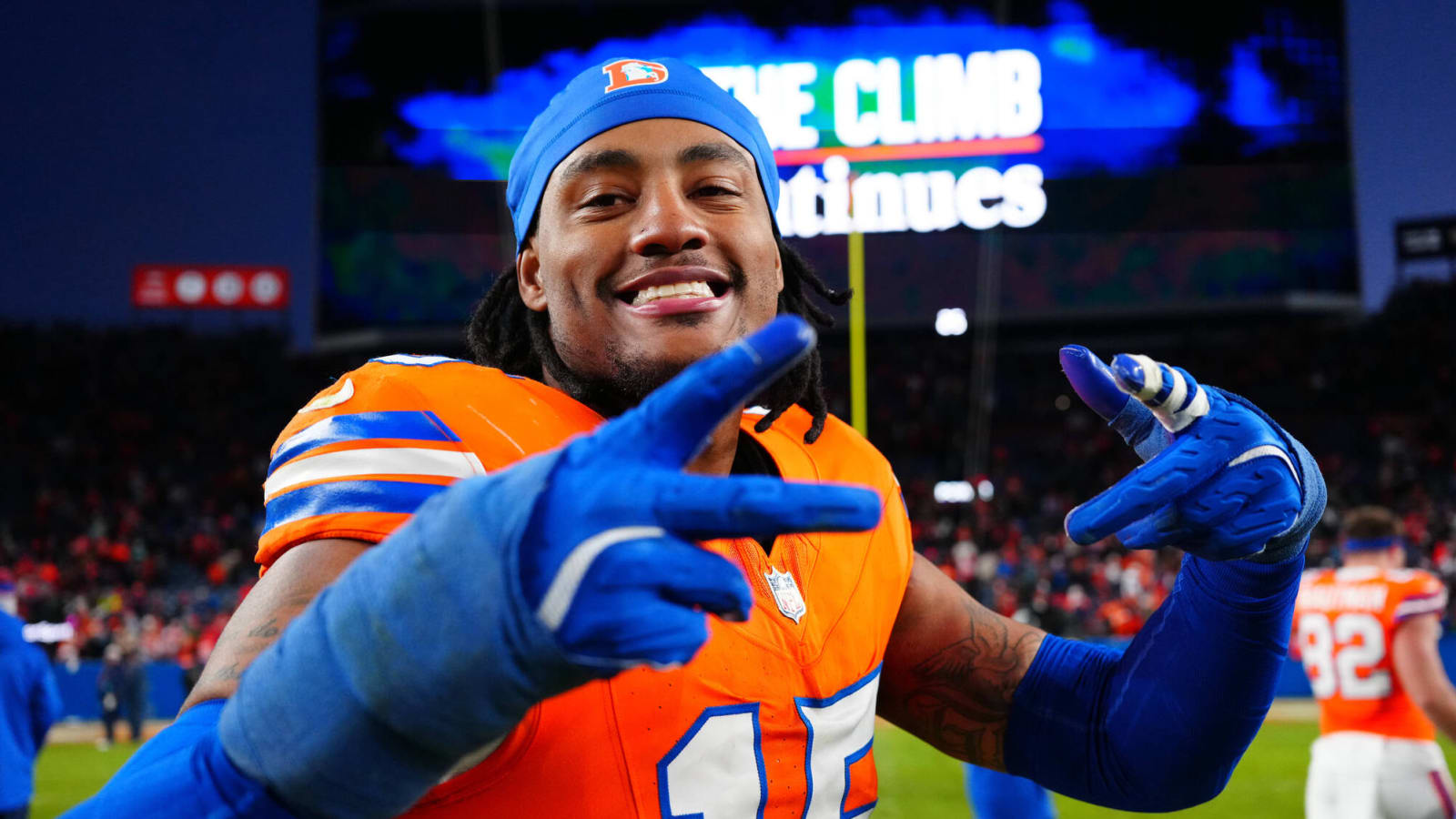Broncos Hoping To Sign LB Nik Bonitto To Long-Term Extension