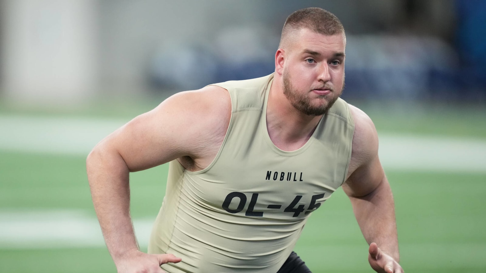 49ers conduct pre-draft interview with Arkansas OL Beaux Limmer