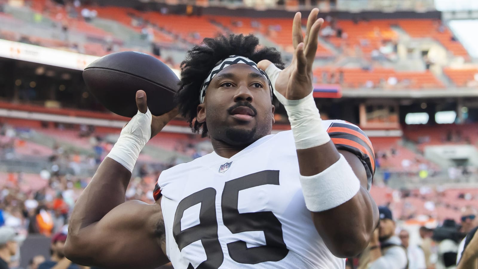 Browns Star'S 100Mph Speeding: A Look At His Past Driving Record - lk78wjh