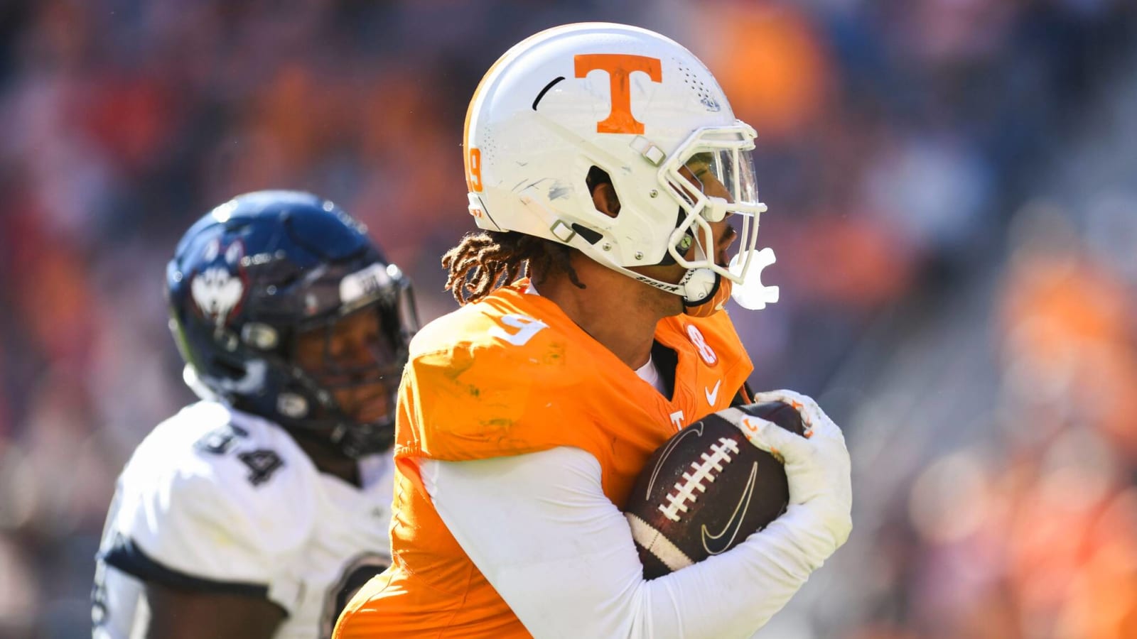 Former Tennessee Vols transfer defender selected in third round of early 2025 NFL mock draft