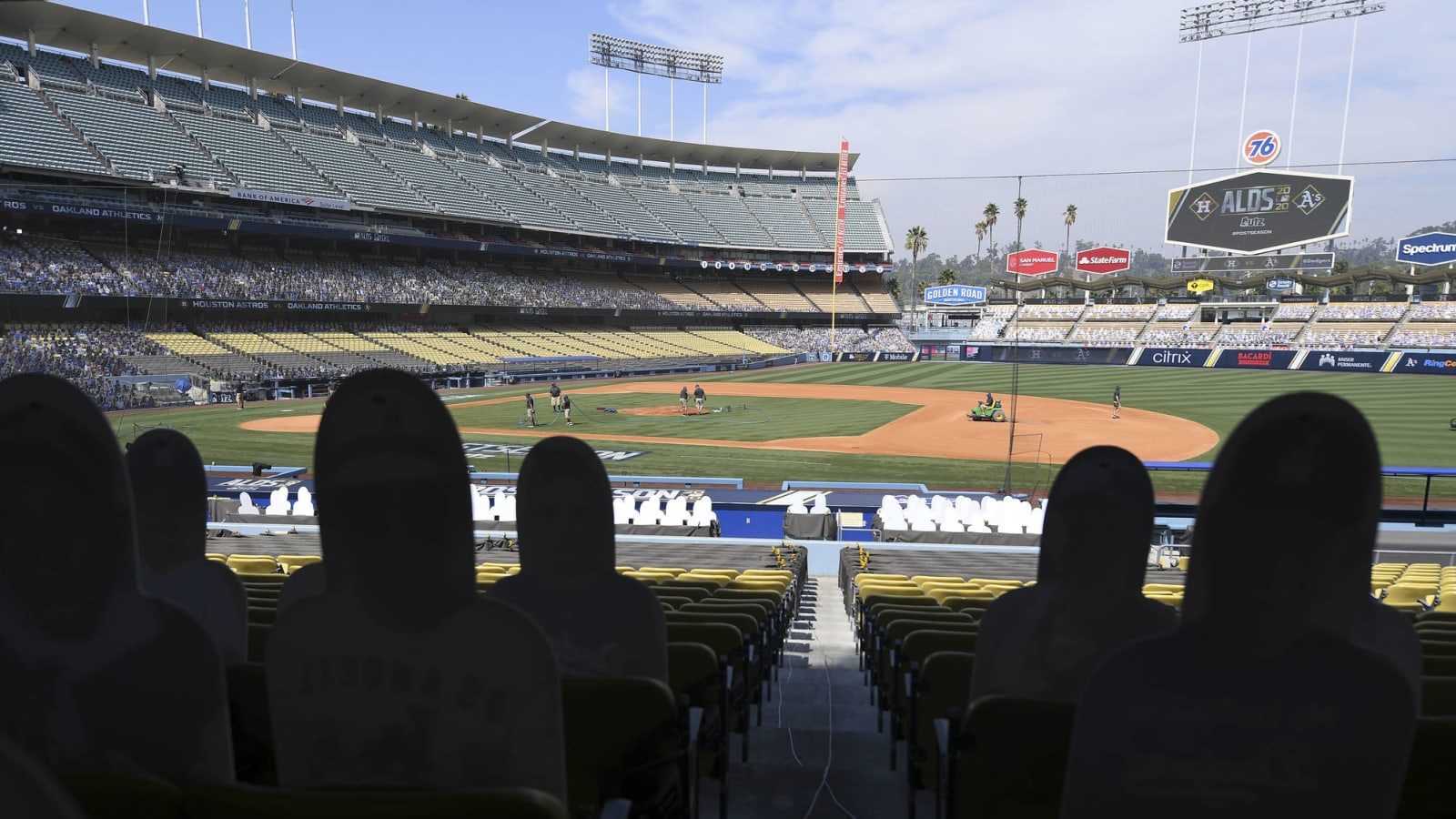 Dodgers hoping to host fans on Opening Day against Nationals