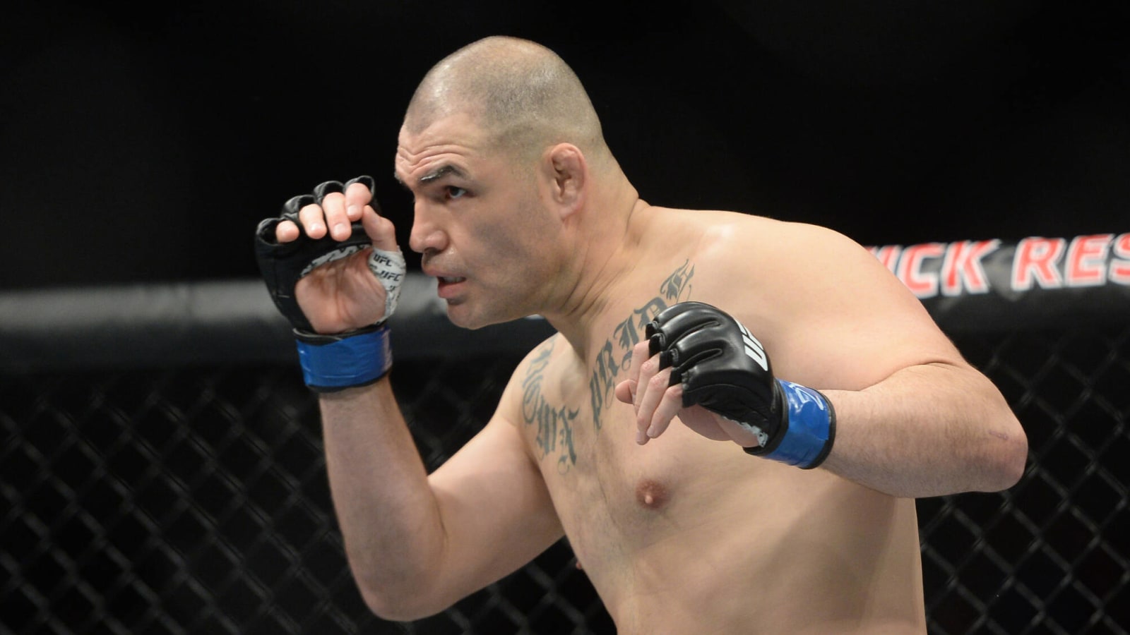 Javier Mendez Admits He Mistook Cain Velasquez For A &#39;Fat Mexican Guy&#39; Before He Started Training Him