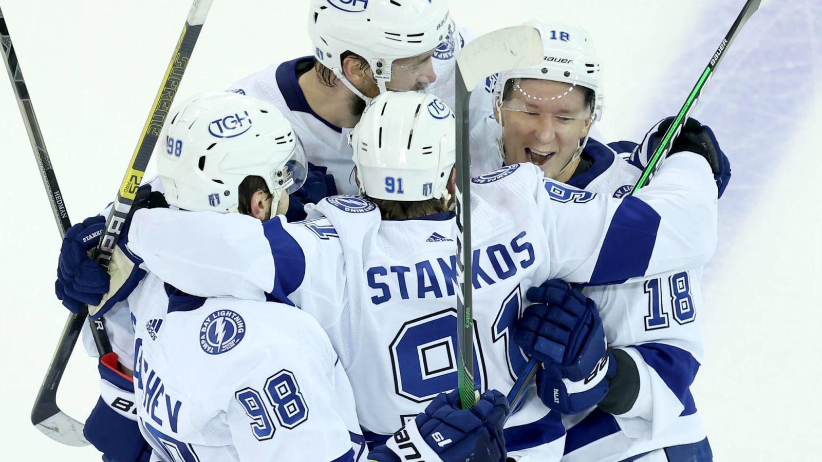 Palat scores another late goal to help Lightning take Game 5