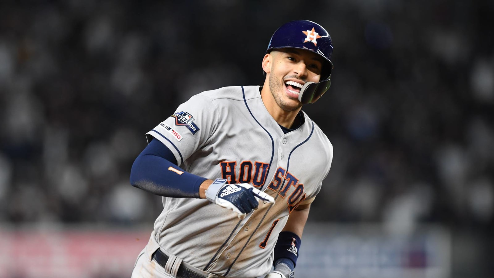 Brian Cashman: Fan reaction won't deter me from pursuing Carlos Correa