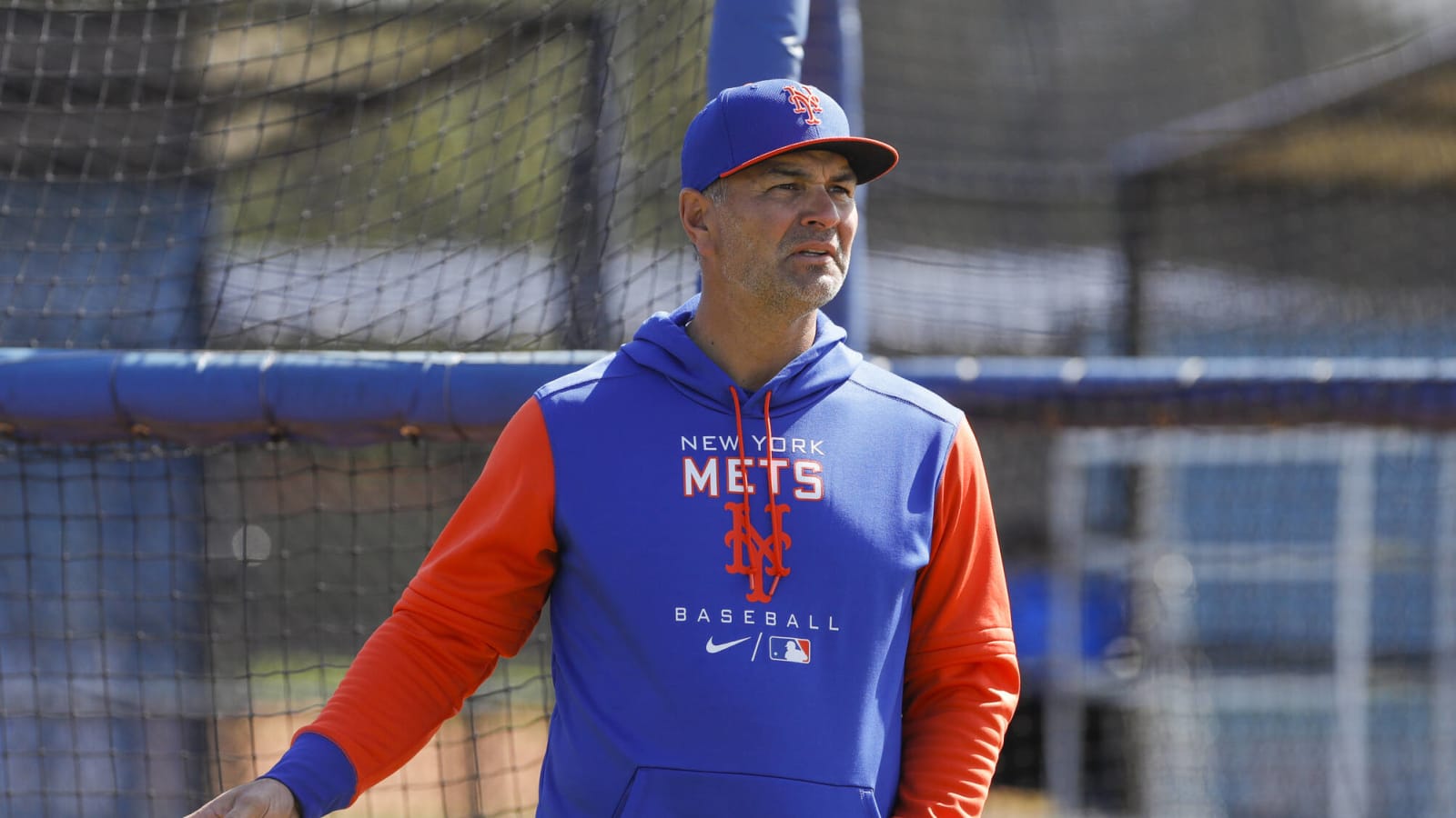 Mets to move Eric Chavez back to hitting coach role