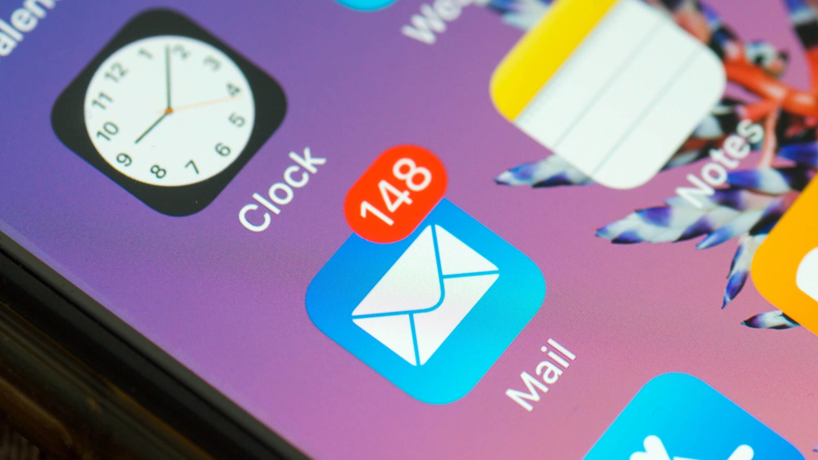 Stop scrolling and reduce your screen time with these 20 tips