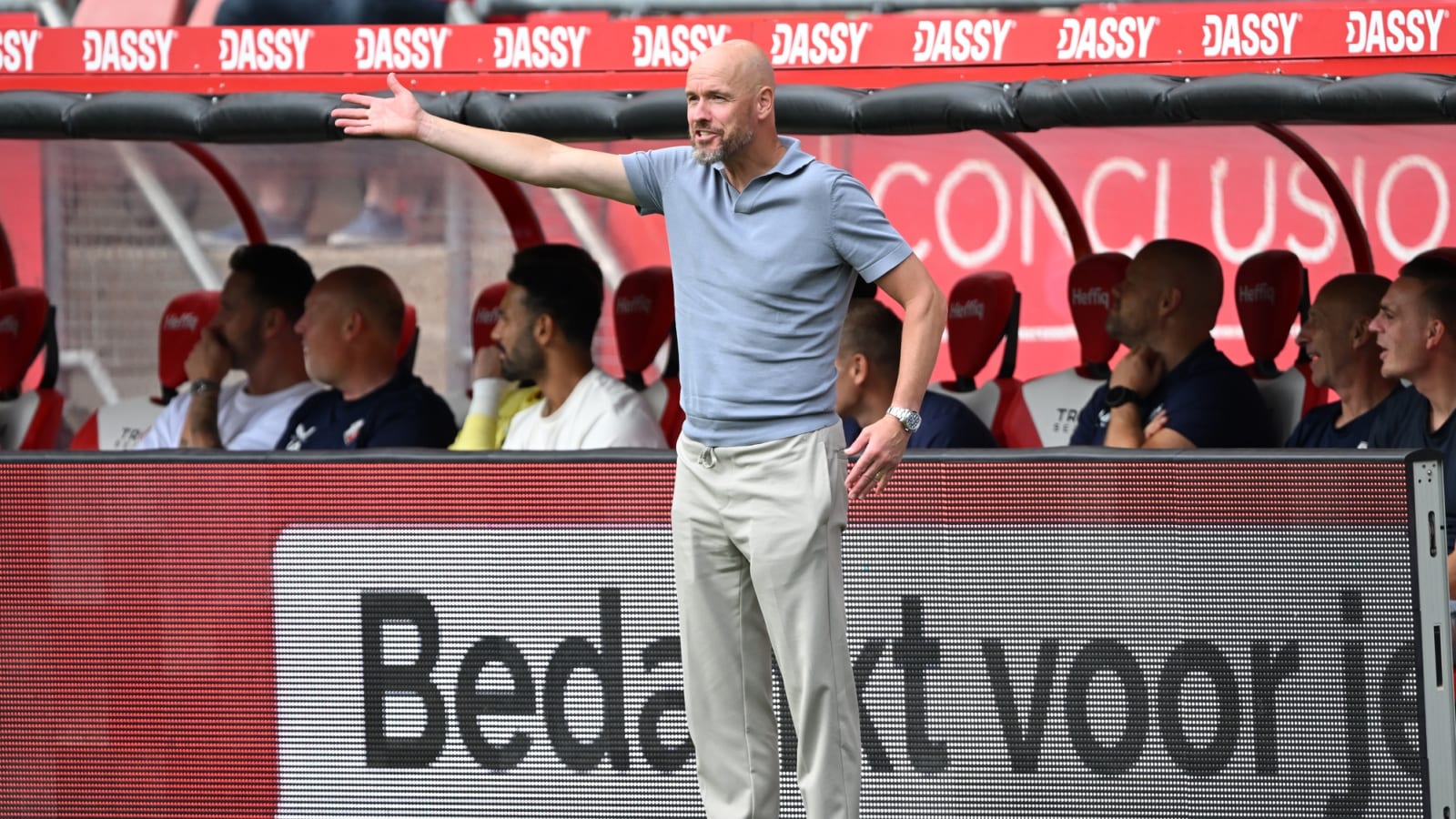 ‘I hope he can turn it around’ – Premier League pundit wants Ten Hag to succeed at Manchester United