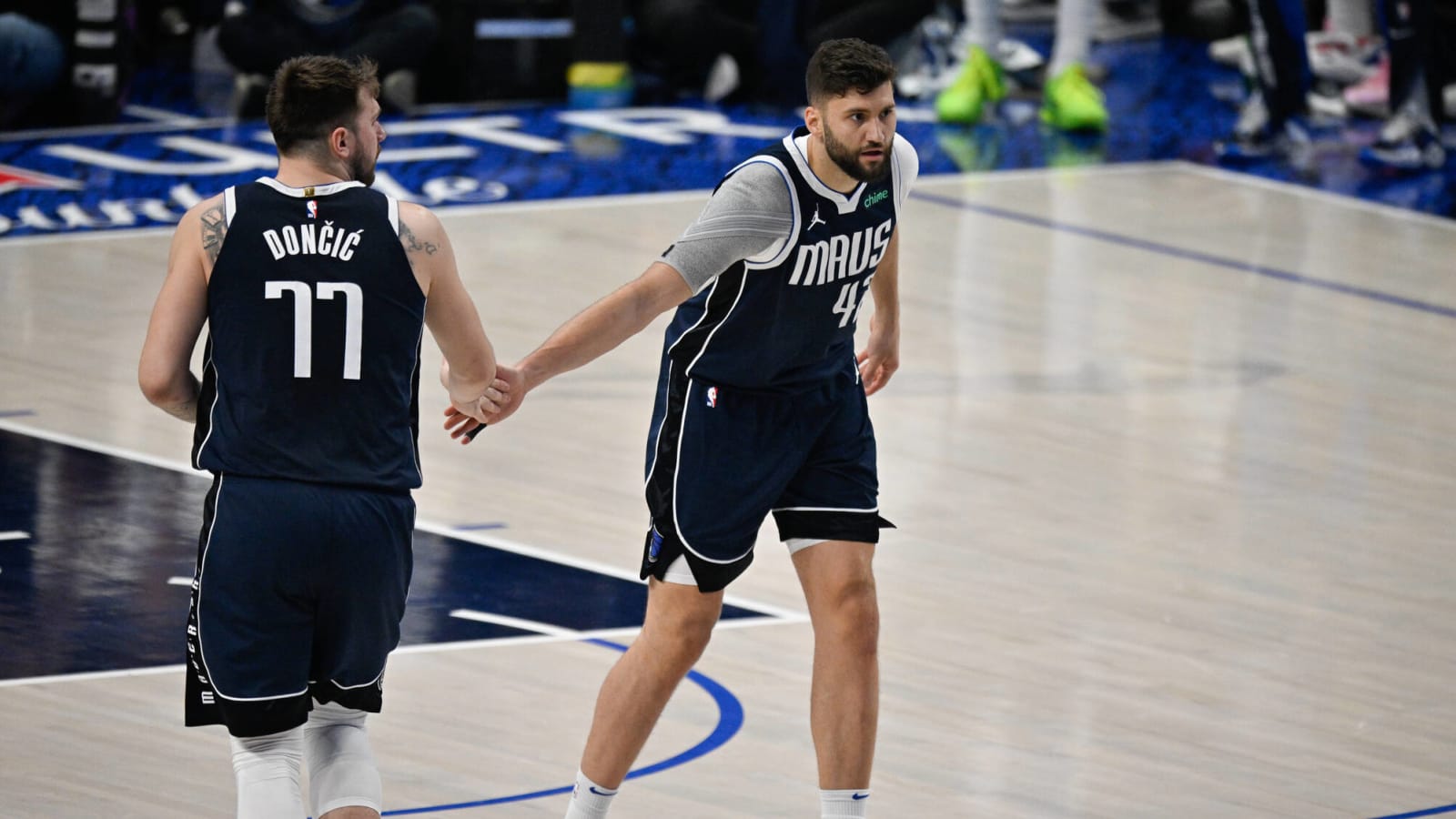 Watch: Luka Doncic and Kyrie Irving yelling at Maxi Kleber to join huddle is the latest NBA meme