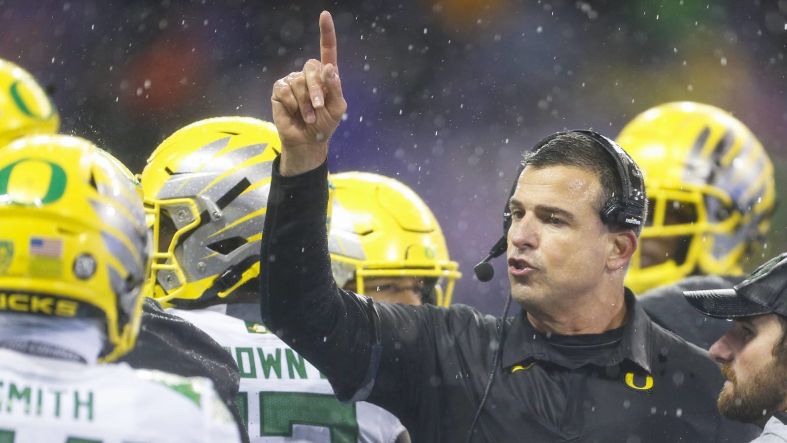 Mario Cristobal trolled Jimmy Lake over ‘academic prowess’ comment