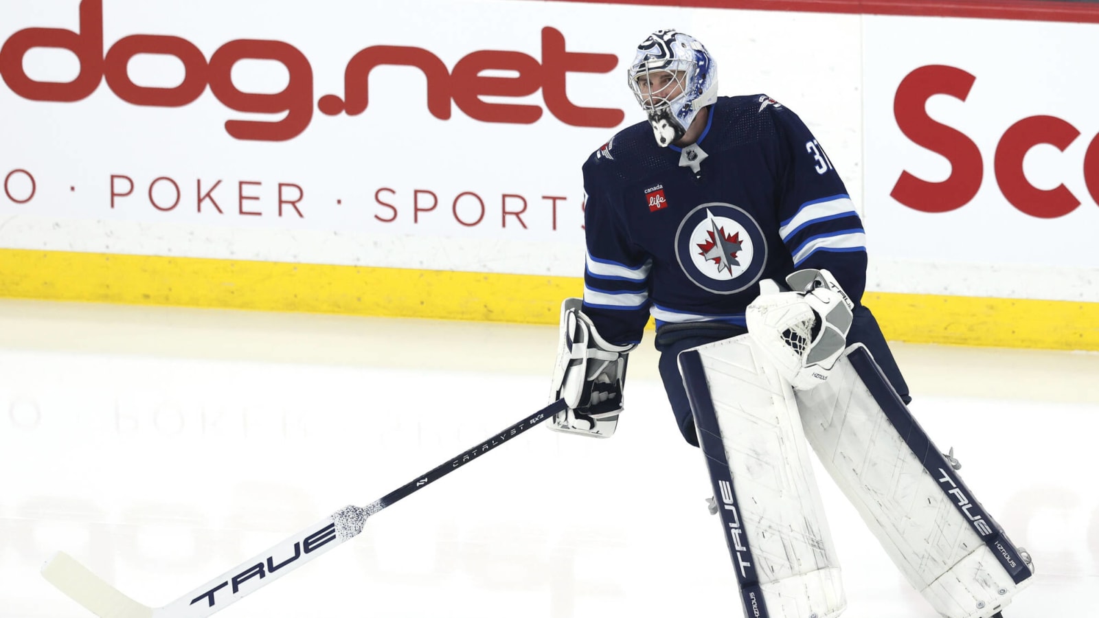 Jets’ Hellebuyck Has Surprising Answers About Playoff Performance