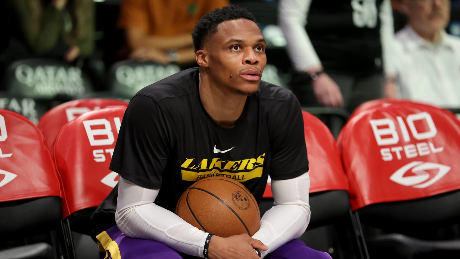 Lakers in search for Russell Westbrook trade before deadline 